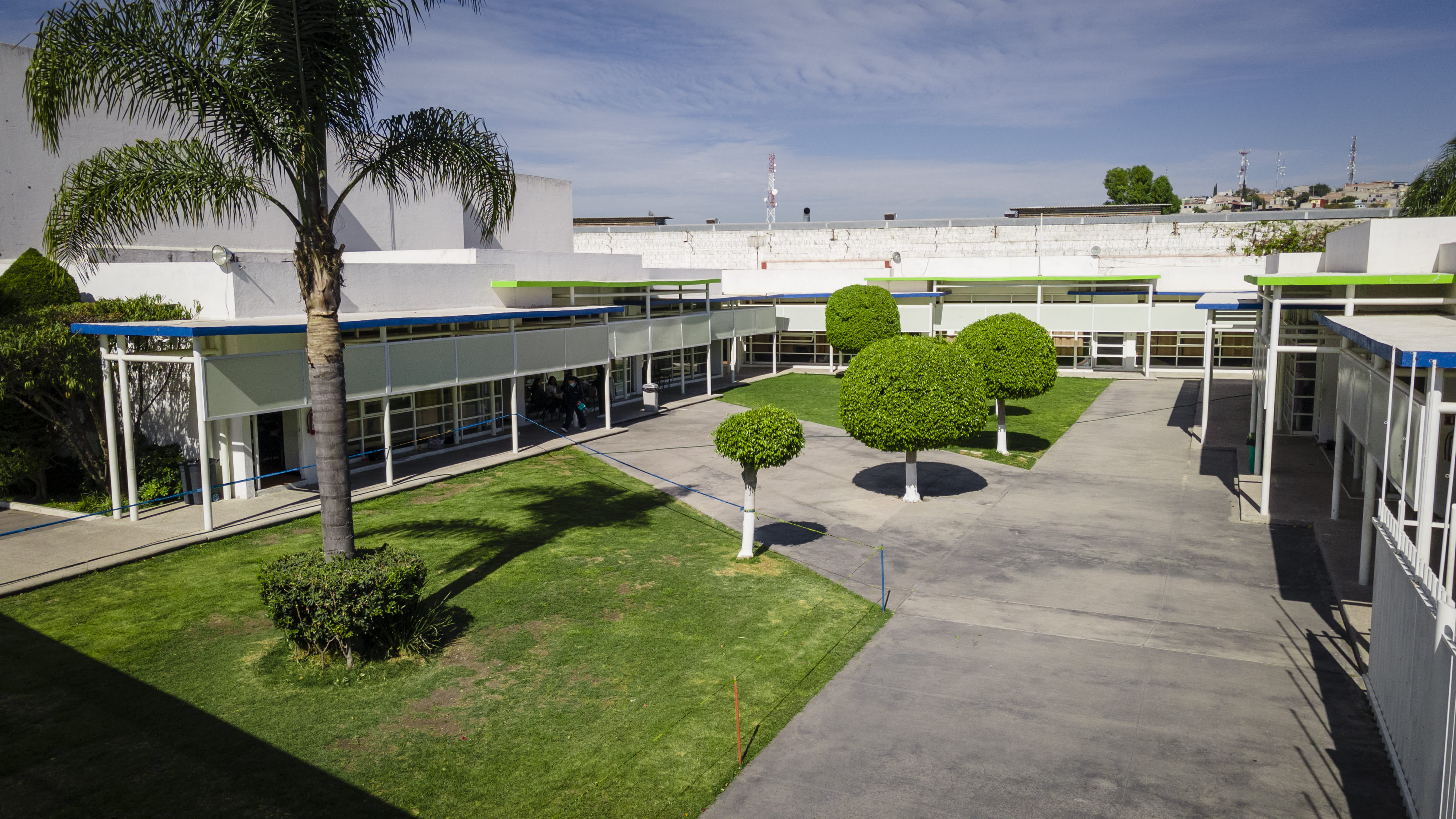 colegio, bosques, querétaro, educación, escuela, maternal, kinder, primaria, secundaria, preparatoria, calidad, México