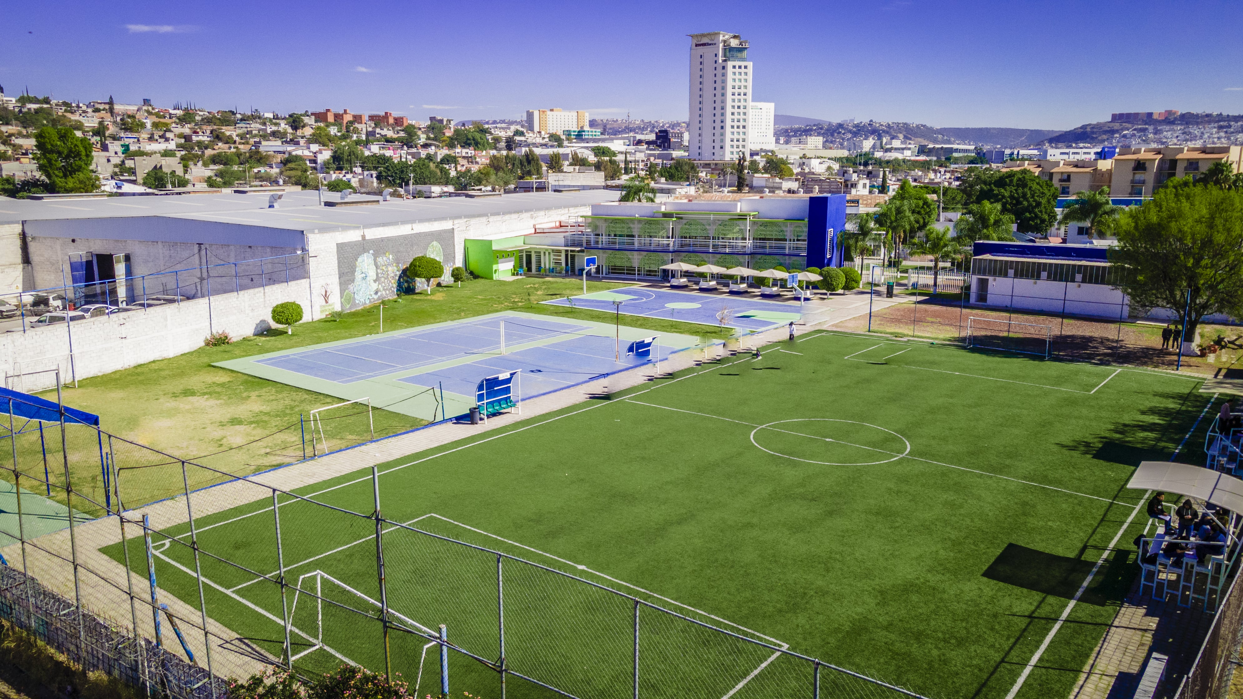 colegio, bosques, querétaro, educación, escuela, maternal, kinder, primaria, secundaria, preparatoria, calidad, México